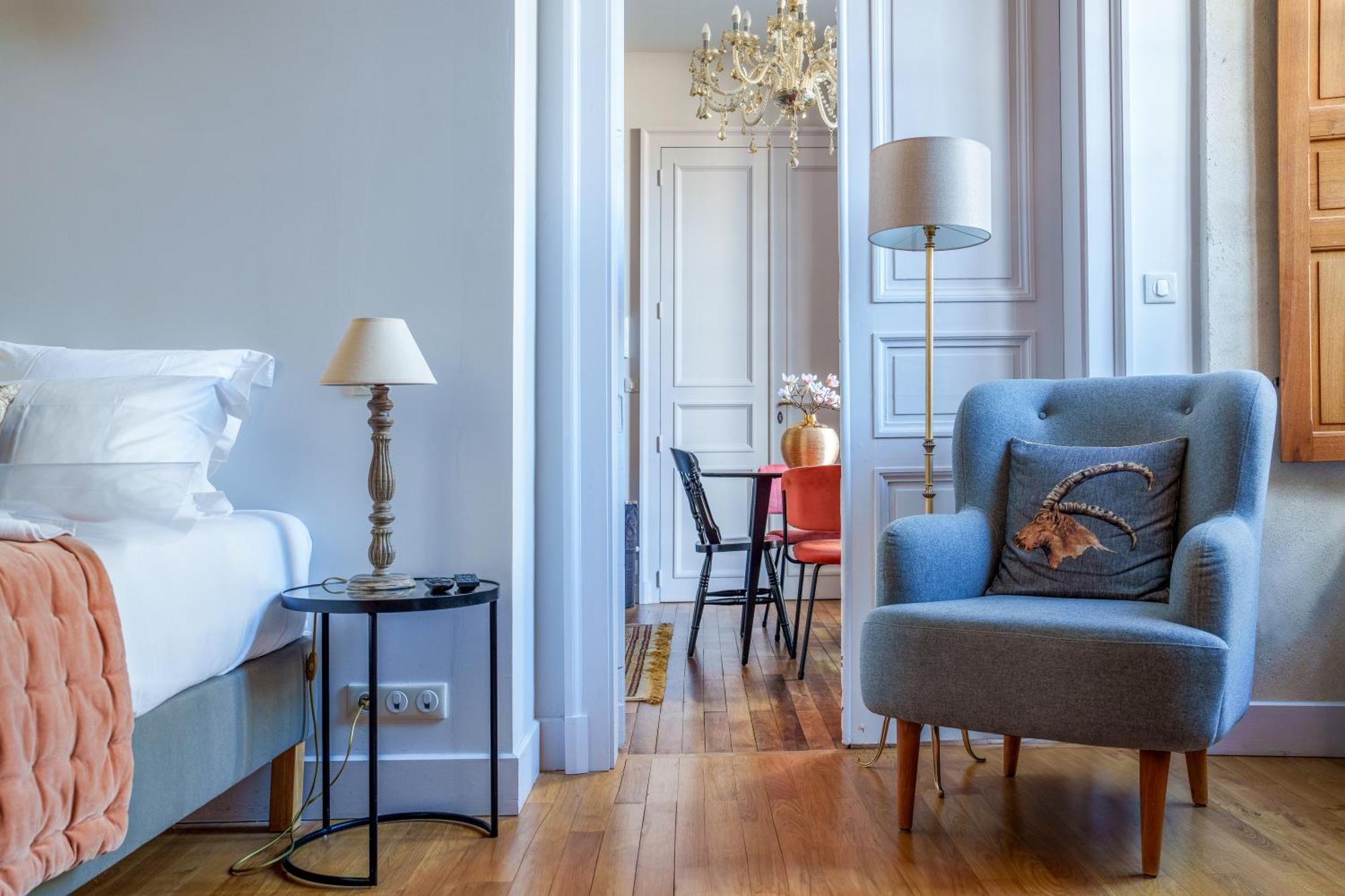 Appartement Raffine Vue Cathedrale, Jardin, Wifi Tours Exterior photo