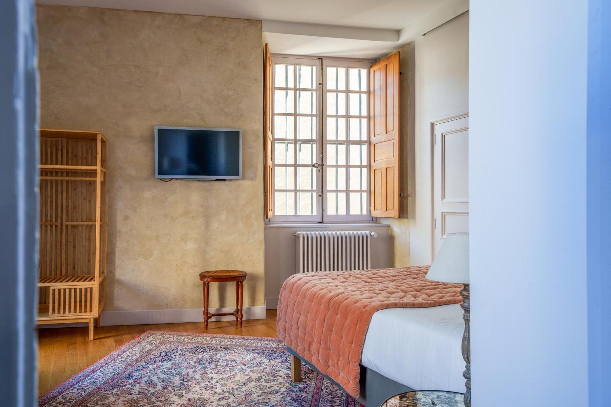 Appartement Raffine Vue Cathedrale, Jardin, Wifi Tours Exterior photo